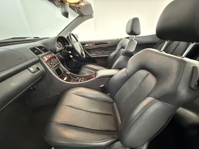 Lot 169 - 2000 Mercedes-Benz CLK230