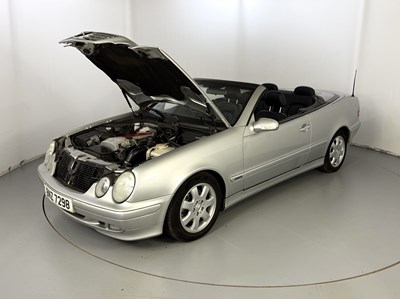 Lot 169 - 2000 Mercedes-Benz CLK230