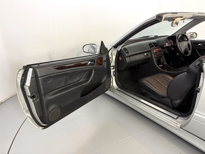 Lot 169 - 2000 Mercedes-Benz CLK230
