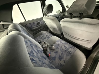 Lot 43 - 1995 Renault Clio
