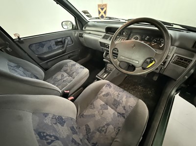 Lot 43 - 1995 Renault Clio