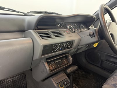 Lot 43 - 1995 Renault Clio
