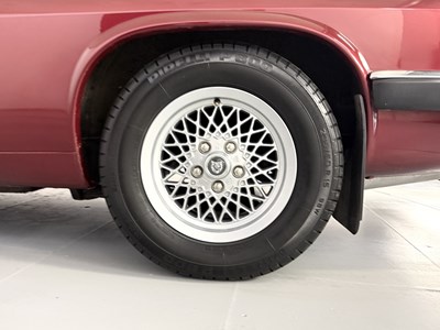 Lot 118 - 1991 Jaguar XJS