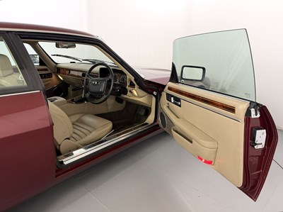 Lot 118 - 1991 Jaguar XJS