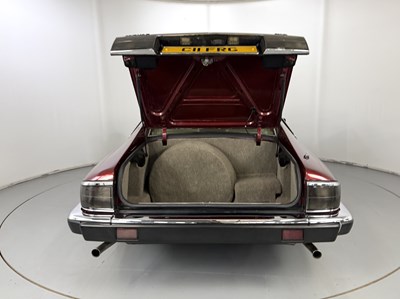 Lot 118 - 1991 Jaguar XJS