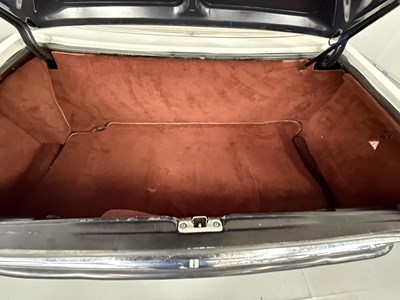 Lot 42 - 1984 Mercedes-Benz 280SL