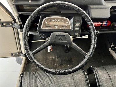 Lot 1 - 1977 Citroen 2CV AK400 - NO RESERVE