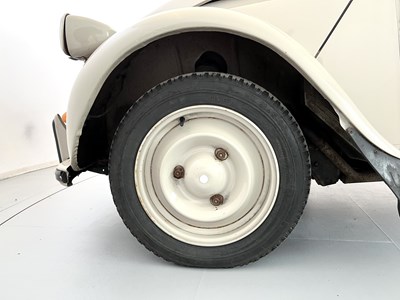 Lot 1 - 1977 Citroen 2CV AK400 - NO RESERVE