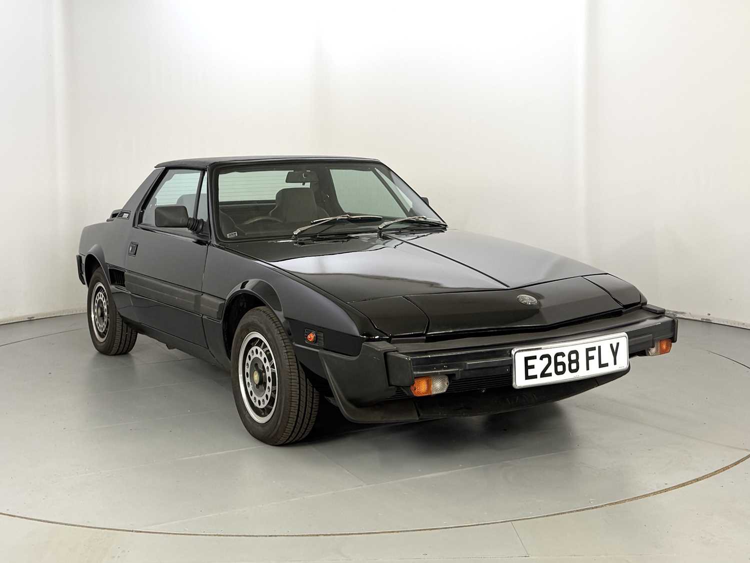 Lot 9 - 1987 Fiat X1/9