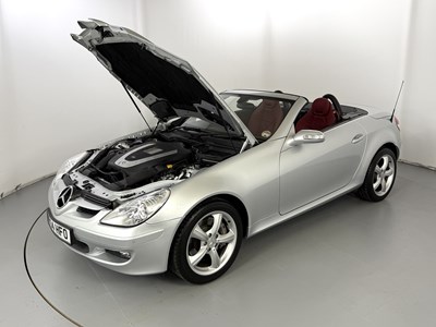 Lot 93 - 2004 Mercedes-Benz SLK350