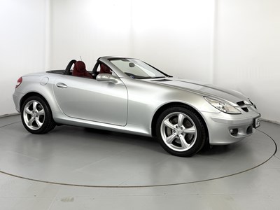 Lot 93 - 2004 Mercedes-Benz SLK350