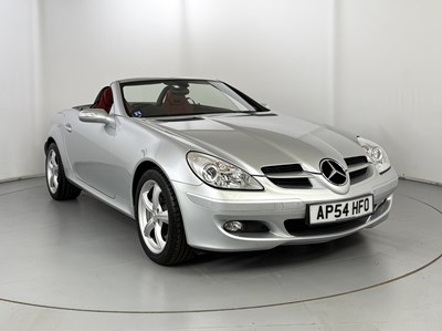 Lot 93 - 2004 Mercedes-Benz SLK350