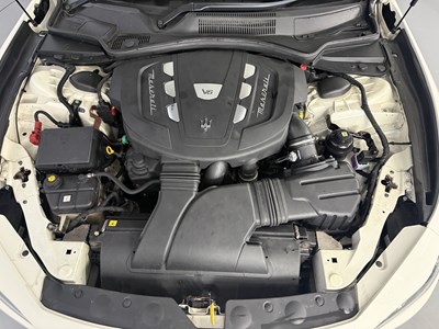 Lot 26 - 2014 Maserati Ghibli DV8
