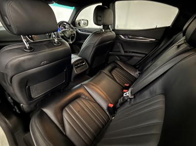 Lot 26 - 2014 Maserati Ghibli DV8