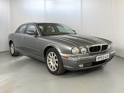 Lot 49 - 2003 Jaguar XJ