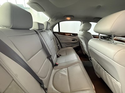 Lot 49 - 2003 Jaguar XJ