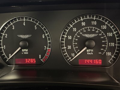 Lot 70 - 2000 Aston Martin DB7 Vantage