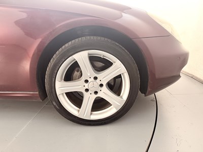 Lot 48 - 2006 Mercedes-Benz CLS320