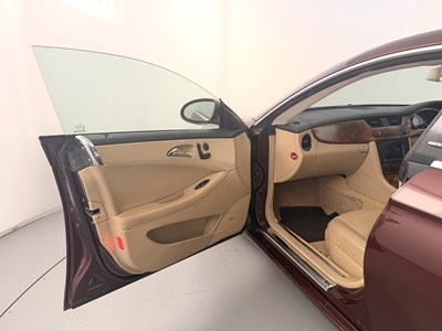 Lot 48 - 2006 Mercedes-Benz CLS320