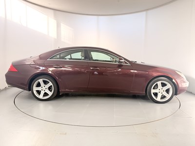 Lot 48 - 2006 Mercedes-Benz CLS320