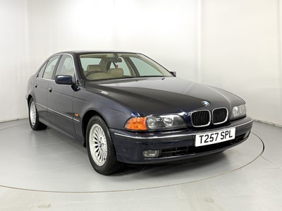 Lot 190 - 1999 BMW 523i
