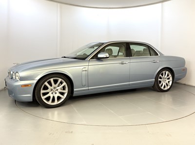 Lot 21 - 2007 Jaguar XJ Sovereign