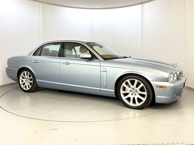 Lot 21 - 2007 Jaguar XJ Sovereign