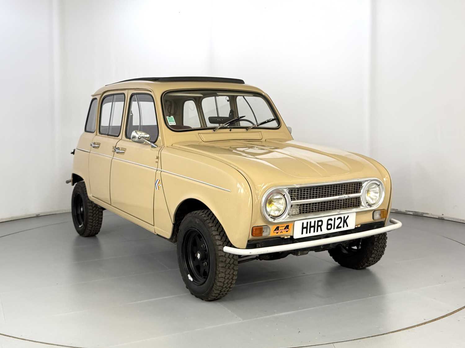 Lot 81 - 1972 Renault 4 Sinpar 4x4