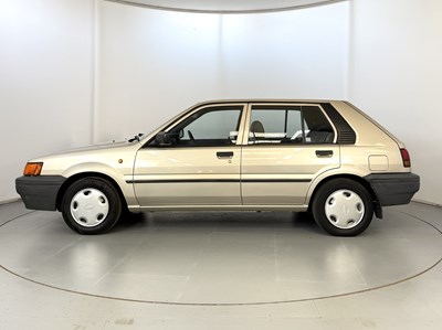Lot 105 - 1990 Nissan Sunny