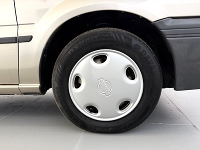 Lot 105 - 1990 Nissan Sunny