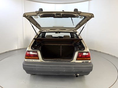 Lot 105 - 1990 Nissan Sunny