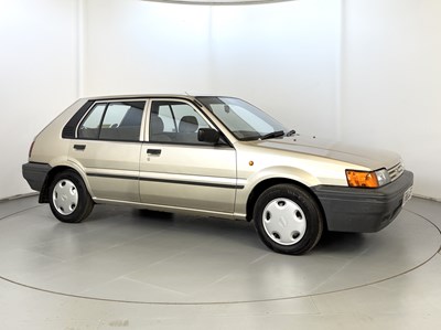 Lot 105 - 1990 Nissan Sunny