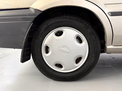 Lot 105 - 1990 Nissan Sunny