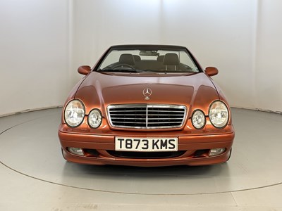 Lot 30 - 1999 Mercedes-Benz CLK320