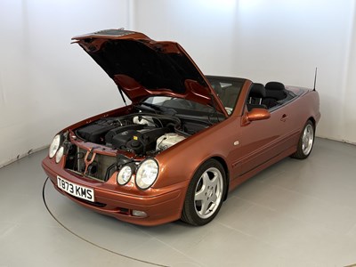 Lot 30 - 1999 Mercedes-Benz CLK320