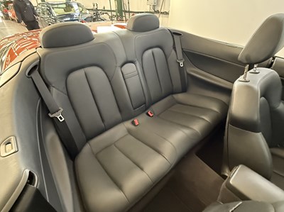 Lot 30 - 1999 Mercedes-Benz CLK320