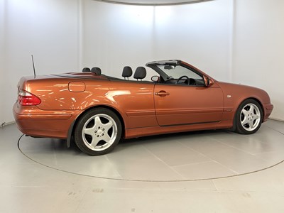 Lot 30 - 1999 Mercedes-Benz CLK320
