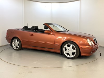 Lot 30 - 1999 Mercedes-Benz CLK320