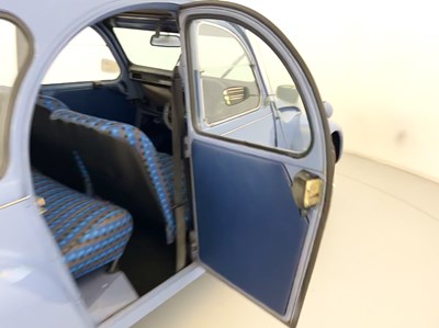 Lot 136 - 1987 Citroen 2CV 6 Special
