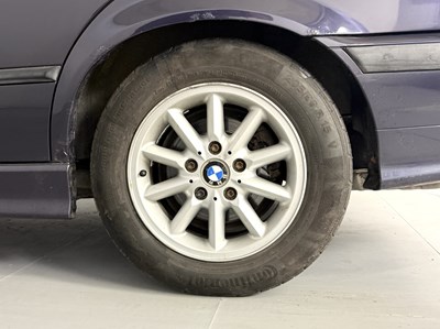 Lot 166 - 1997 BMW 328i