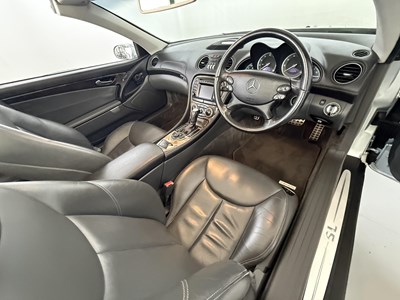 Lot 113 - 2004 Mercedes-Benz SL350
