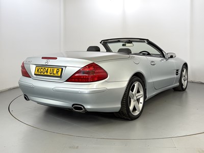 Lot 113 - 2004 Mercedes-Benz SL350