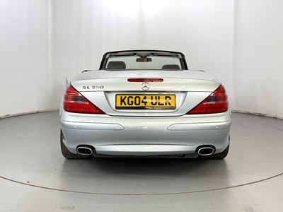 Lot 113 - 2004 Mercedes-Benz SL350
