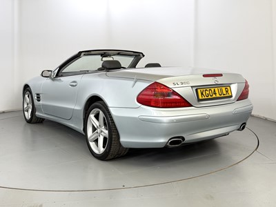 Lot 113 - 2004 Mercedes-Benz SL350