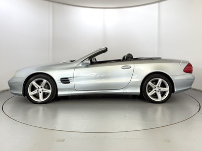 Lot 113 - 2004 Mercedes-Benz SL350