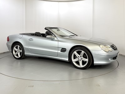 Lot 113 - 2004 Mercedes-Benz SL350