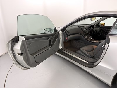 Lot 75 - 2004 Mercedes-Benz SL350 - NO RESERVE