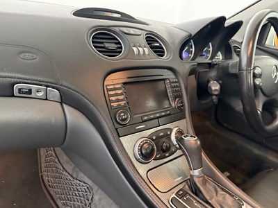 Lot 75 - 2004 Mercedes-Benz SL350 - NO RESERVE