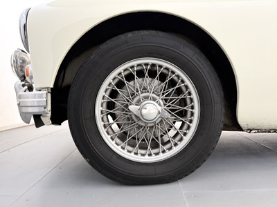 Lot 10 - 1959 MG A
