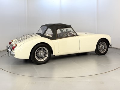 Lot 10 - 1959 MG A